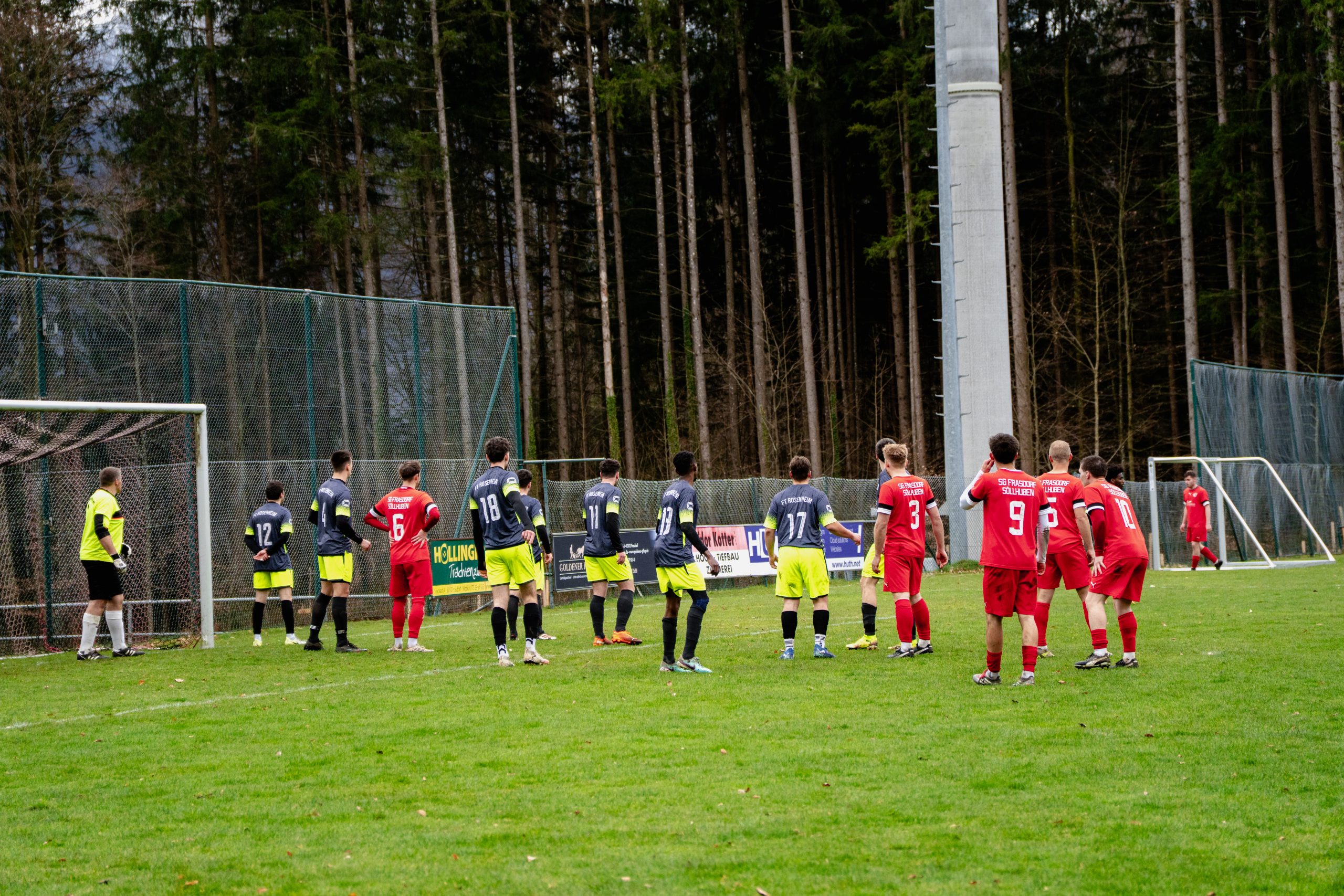 Schwerer Nachmittag in Frasdorf für unsere Erste