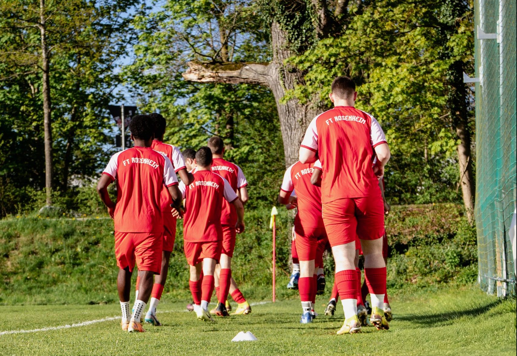 Unsere Erste im Heimspiel gegen TSV Rimsting: Ein hart umkämpftes Duell